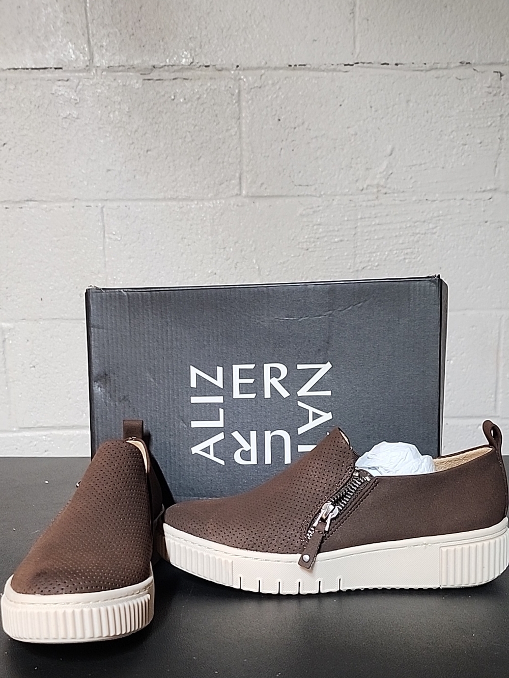 Soul By Naturalizer Turner in Brown